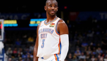  亚历山大30+10雷霆屠公牛  