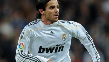  罗马德比战平，穆里尼奥赛后炮轰判罚  