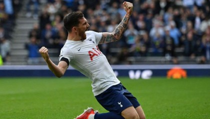  沃特金斯绝杀维拉险胜埃弗顿取三分