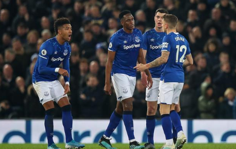  意甲保级大战混沌五支球队深陷泥潭混战